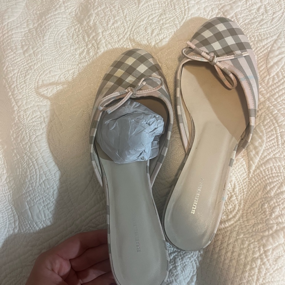 Burberry Flats